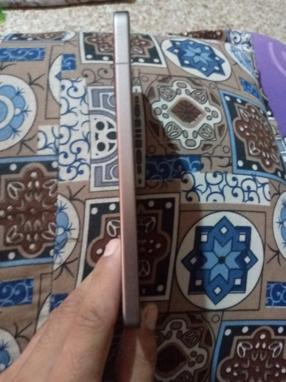 سلام عليكم متاح جهاز شاومي 15Tبرو ذاكره 512ورام 16شاحنه 90واط موبايل نضيف جدا سعر 800الف يشغل 120فريم رقم الهاتف ***********
