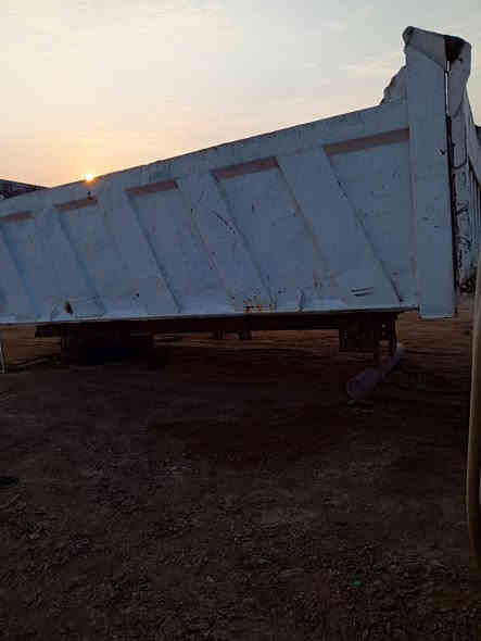 سلام عليكم بدي للبيع مايلر خمسه وربع رقم الموبايل 
***********
