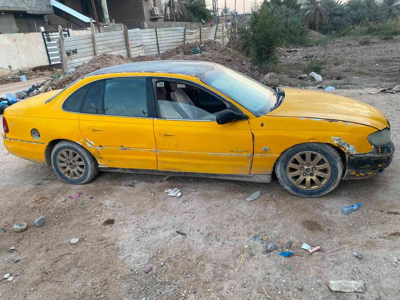 من رخصه الادمن
كابرس 2000 للبيع 
مكينه وكير 3000vvti 
كير بي ضعف ع البك بدلت الدهن وهيج صار
ما اعرف ع لا غرامات ولا هيئه عندي مستمسكات راعيه فقط 
السعر 15 وبيها مجال 
عنواني البصره السراجي 
للاستفسار ***********
***********
