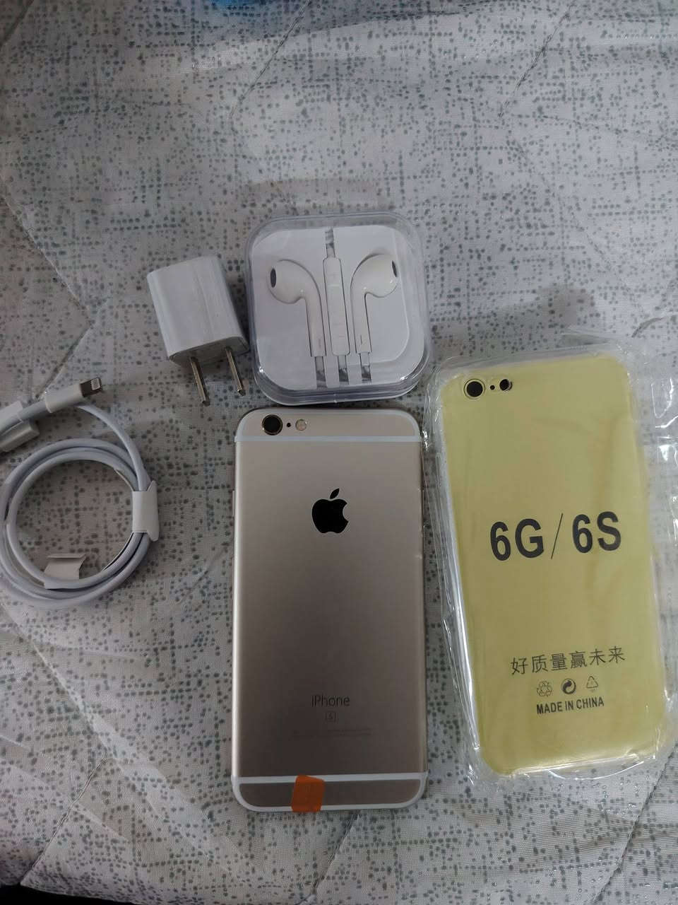 ايفون 6S
بطاريه 96
ذاكره32
جهاز ع وضع شركه مامفتوح ولا مبدل بي شي
ااكسسوارات كامله 
سعره 125 
جهاز يصلح للبيت او استخدام شخصي او دراسه
للاستفسار *********** واتساب او اتصال
