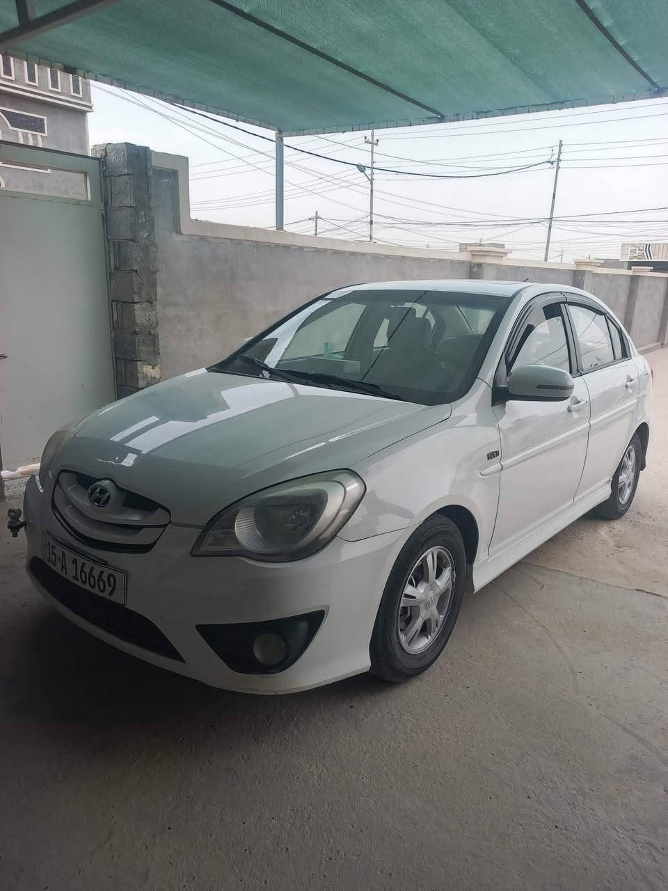 السلام عليكم اكسنت 2011 خليجي رقم انبار  مكينه1600السعر 92  وبيها مجال السونار مع الصور ***********
