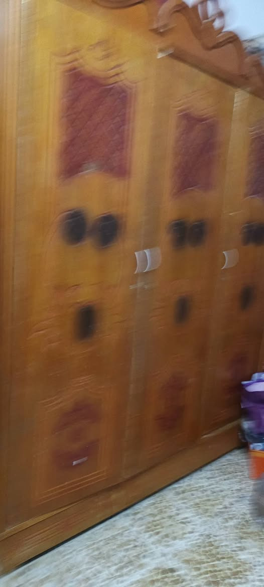 السلام عليكم للبيع غراض نظيفه
كنتور
طخم
مكيف اخو الجديد
رحله
براد بس ليك بي 
ميز بلازمه نظيف
***********
