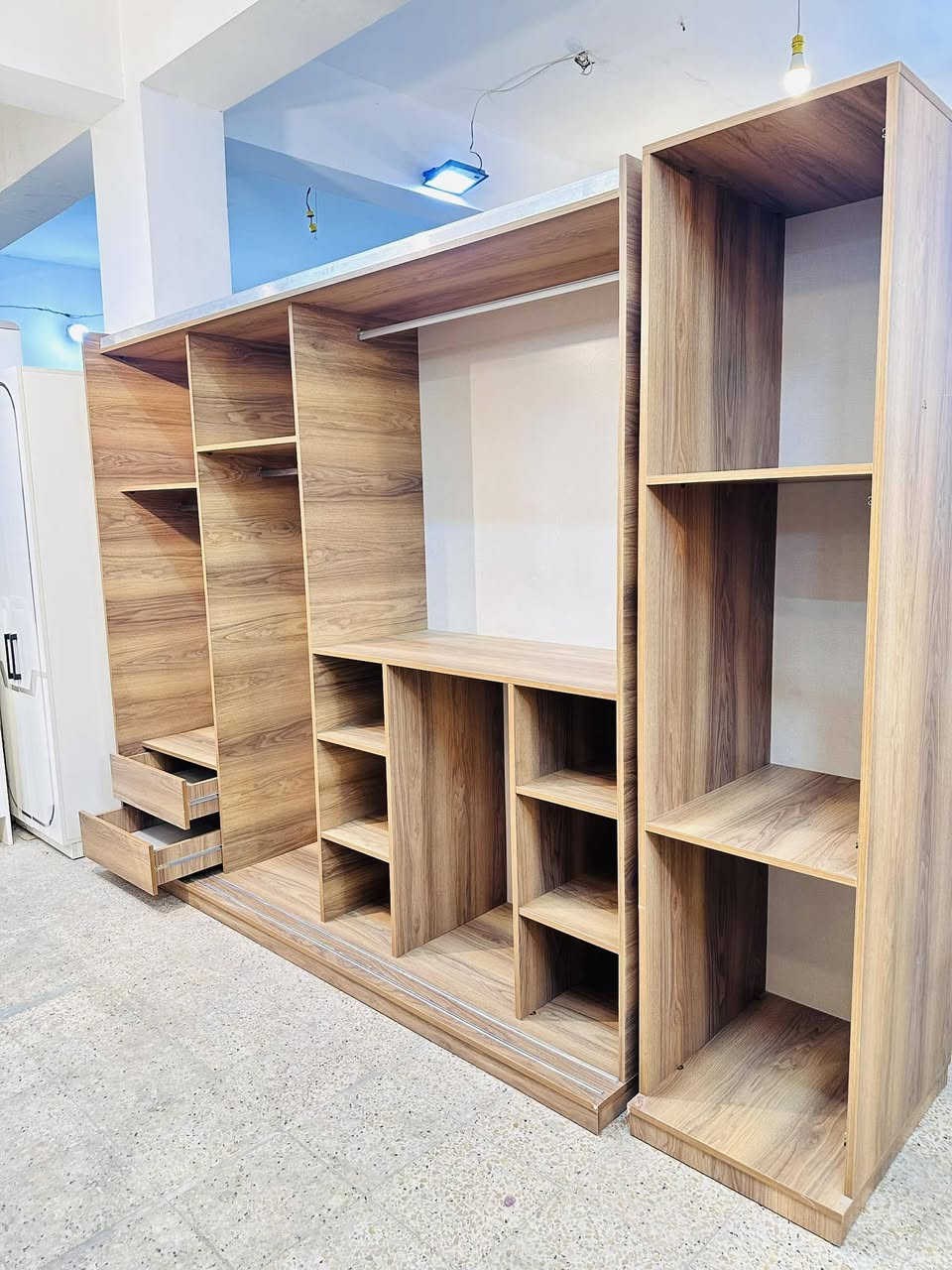 غرفة نوم تركي 🇹🇷 مستخدم
نضافه 90‎%💯
تتكون من 9 قطع 
برغي وجوي حديد + شازلون مخزن 
+ كنتور اضافي نضم ابواب وسلايت + سكك سل ستيل يدات سل ستيل 
سعرهه 850 الف 
توصيل وشد داخل بغداد مجاناً 
محافظات كروه رمزيه


**إذا كنت صاحب هذا الإعلان وتريد حذفه لأي سبب، رجاءا أرسل رسالة إلى الدعم الفني**