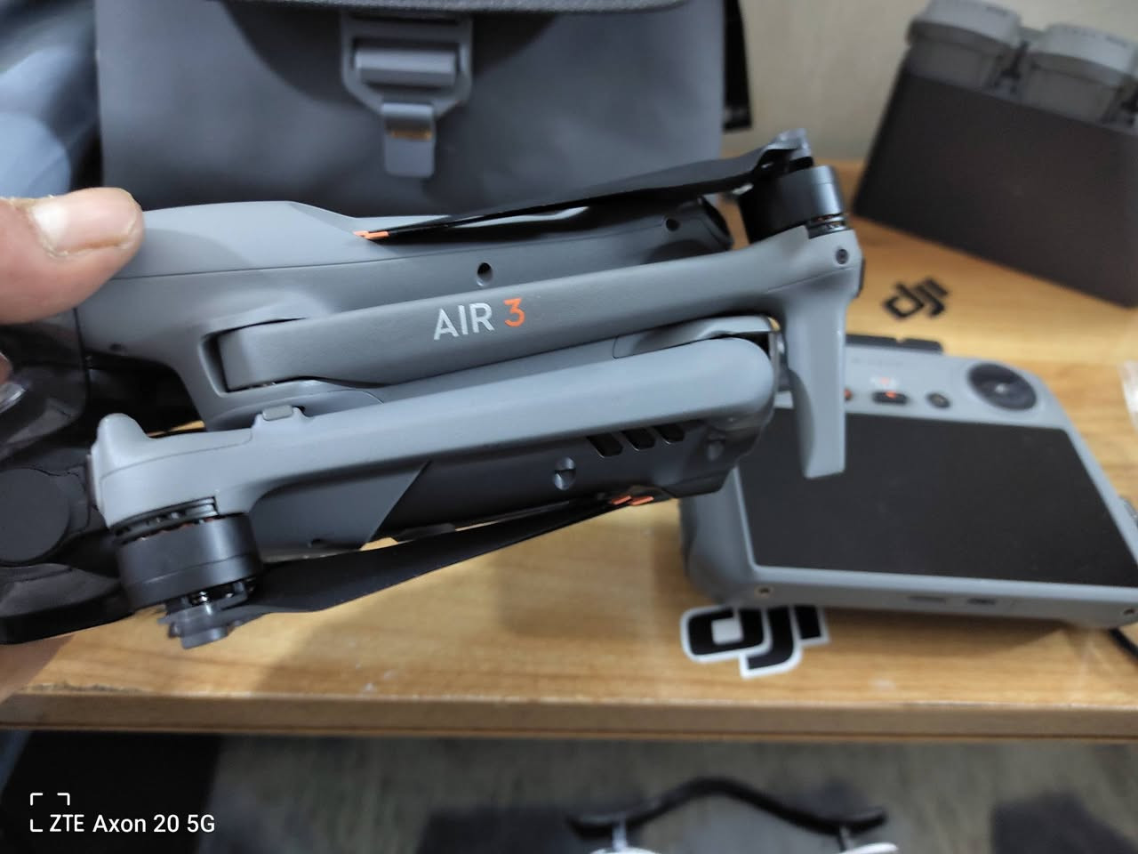 السلام عليكم
dji. AIR.  3. .  
اير ثري  مستعمل كلش قللليل 
نضافه 100/100
كومبو 
كامل ملحقات 
السعر مليون و750
مكان بغداد الاعضميه 
***********
بيع مراوس
