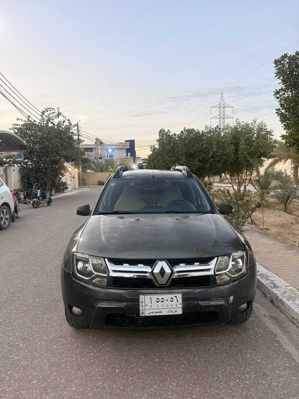 سلام عليكم رينو داستر للبيع او المراوس 
 2016 طالعه بنهاية ال17
مكينه و كير خير من الله كهربايات كله شغاله تايرات نضيفه قبل5اشهر شديتهن سنويه لحد 28 حداديه نضيفه السيارة اخت الجديدة غير متواجد عل ماسنجر فقط وستاب و اتصال *********** مكاني كربلاء الحر  السياره ب اسمي السعر87ورقه
