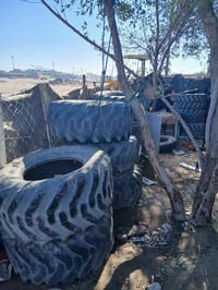 تايرات • قطع غيار سيارات