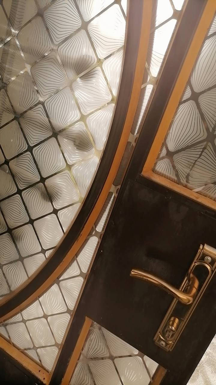 بيبان حديد للبيع
شغل قوي يتحمل مناسب للبيوت والمخازن والمحلات
📏 القياس:
العرض 95 سم
الارتفاع 208 سم
❌ بدون جراجيب
✔ جاهز للتسليم
✔ حديد ثقيل وشغل مرتب
بغداد الدولعي 
مكلف بالنشر للاستفسار الاتصال ***********
