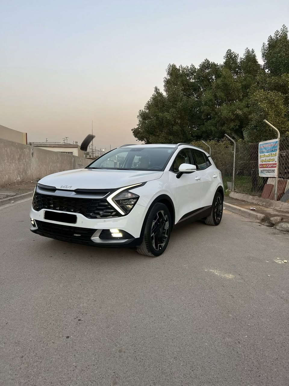 السلام عليكم
كيا سبورتج خليجي وكاله نم
موديل 2023 
رقم اربيل دولي بأسم شركة الق تاج البنوك تريد تحويل او وكاله مضمون
مكفوله كفاله عامه 
ماشيه 37 الف 
السيارة فول عدا البانوراما
بصمه تشغيل عدد 2 
ترحيب عند الاقتراب 
تشغيل عن بعد 
لايت زنون + LED 
بك لايت LED 
شاشه Apple Car play
صندوق كهرباء 
مري قابله لطي ( شفط)
مقاعد كهرباء 
تبريد شاشة 
تدفئة مقود 
تدفئة مقاعد 
أوضاع القيادة Drive Mode
فحص أنظمة السيارة
مثبت سرعه Cruise
هاند بريك بصمه 
اوتو هولد Auto Hold
نظام مانع الانزلاق 
نظام نزول النحدرات 
اشارة في المرايا الجانبية
 رادرات جانبية 
حساس ضغط الإطارات 
قطعتين تبريد 
الاناره الداخليه LED 
مكان السيارة: بغداد 
سعر:218$ بيه مجال بسيط  
رقم الهاتف: ***********
