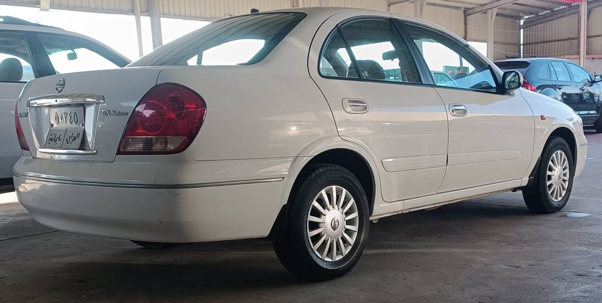 سەنی یابانی تۆماتیک  2009مەکینە ڕەشی 16بێ بۆیاخ سەیارە زۆبەجوانی ماوەتەوە سەنەوی بەسەرچوە بەناو خۆمانەوە سۆنەرە کەشم داناوە جوان سەیری بکە ئینجا تەلەفۆن بکە ***********. السليمانية, العراق
