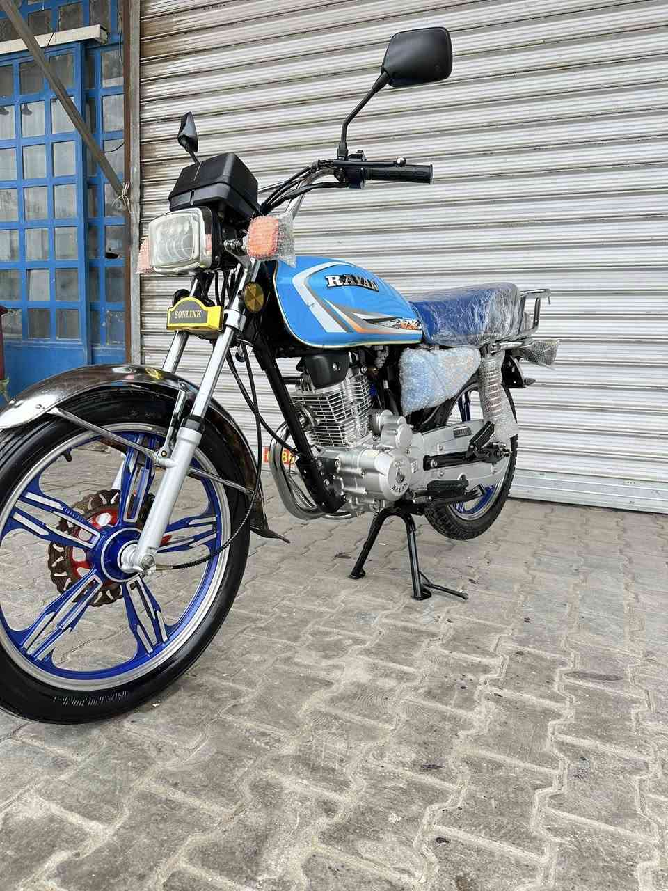 دراجه سيفان خمسه كير البيع اوراق سنساخ موديل 2024 طالعه بل 2025 دراجه جديده كلش كهرباء شغاله كله نكره سلف كلن نقص مابيه  العنوان نجف حي جامعه السعر 650بي مجال ***********
