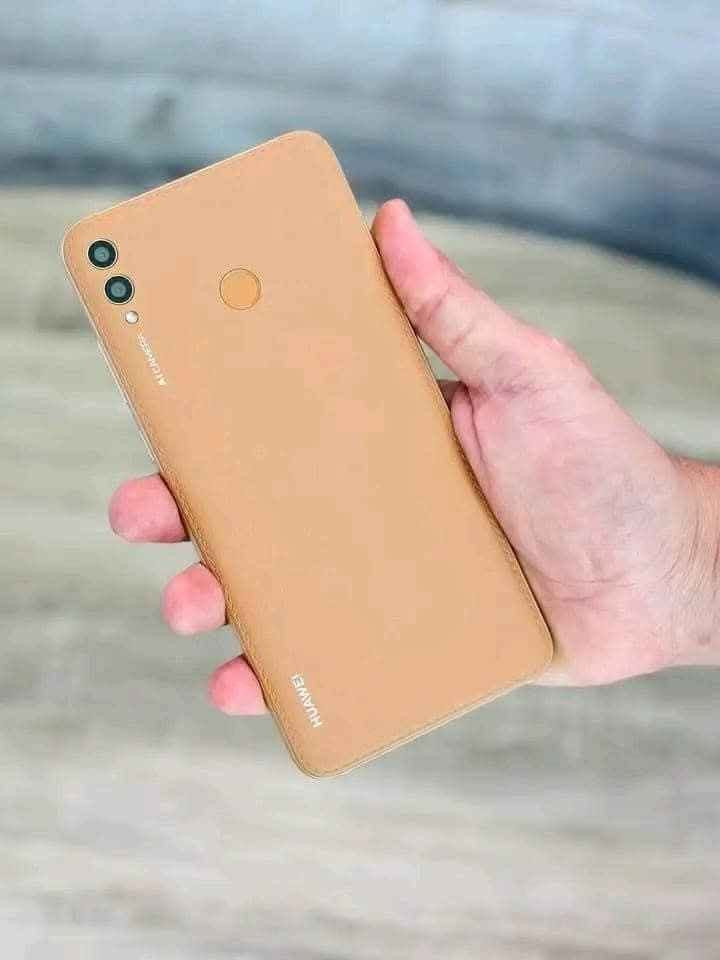 مع اكبر شاشه شاشات الموبايل  أصلي 
 هواوي y max 
 ذاكره 256 رام 8 كيكا و بطاريه 5000 ملي امبير وشاشه بقياس 7.12 انج  مظهره جلد الجميل 
معالج قوي للالعاب والأداء  جهاز سلس بالعمل 
بسعر 100 الف  فحص قبل الشراء
مفرد وجمله توصيل كافه محافظات 
العنوان بغداد زيونه ربيعي مقابل مول دريم ستي 
اعتذر اذا اتاخرت بارد
المراسلة او اتصال 
*********** بغداد, العراق
