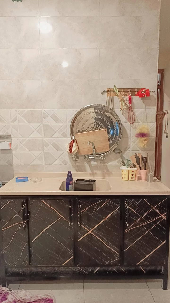 كونتر 3 قطع مو سوكي تسكام رايدي اب 350 بي مجال بسيط العنوان لوزيريه للستفسار اكثر الاتصال ،***********
