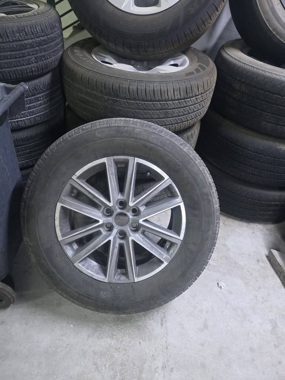 من رخصة مدير الكروب
مكان النجف دور هنديه 
حجز ***********محمد الربيعي 
خدمه توصيل موجود 
دفع عن طريق ماستر كارد 
تحياتي لكم
