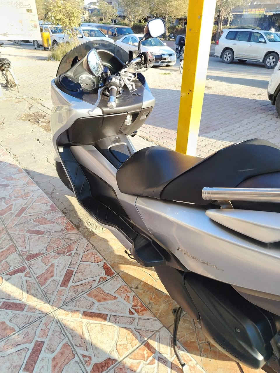 سلام عليكم فورزه صفر ١٠ ماشيه ٢٦ جديده معنه الكلمه مكاني ديالئ المقداديه حي المعلمين باقي تفاصيل بلفديو السعر ١٥    ***********
