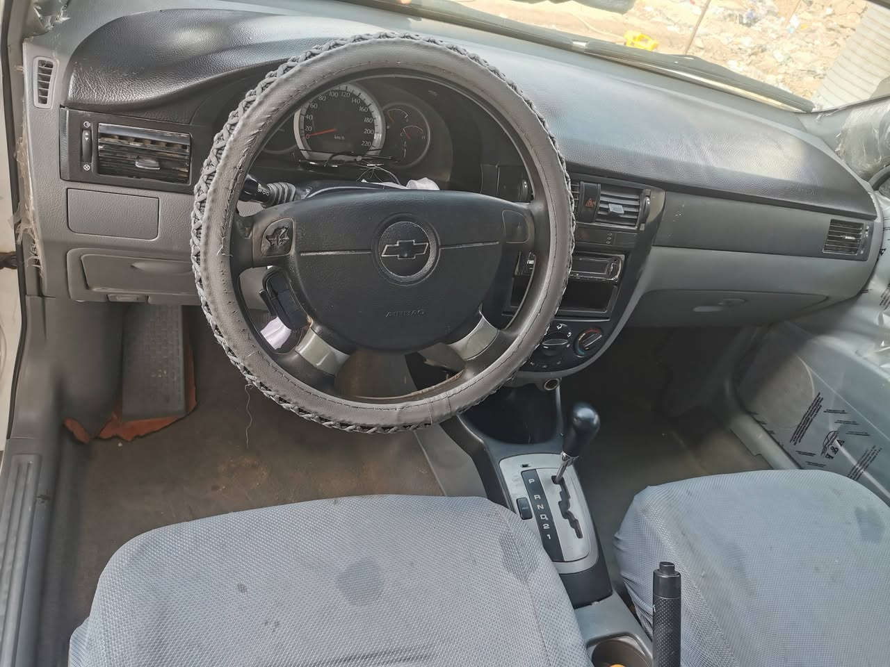 السلام عليكم
اوبترا خليجي 
موديل 2011
مكينه 1600
كرهبائيات شغاله
رقم ذي قار مشروع وطني 
مكان السياره سماوه والمالك بلسماوه 
مداور وكاله شتريد حاضر 
اسعر  57 اوبيه مجال
للستفسار اكثر اتصل/ ***********
