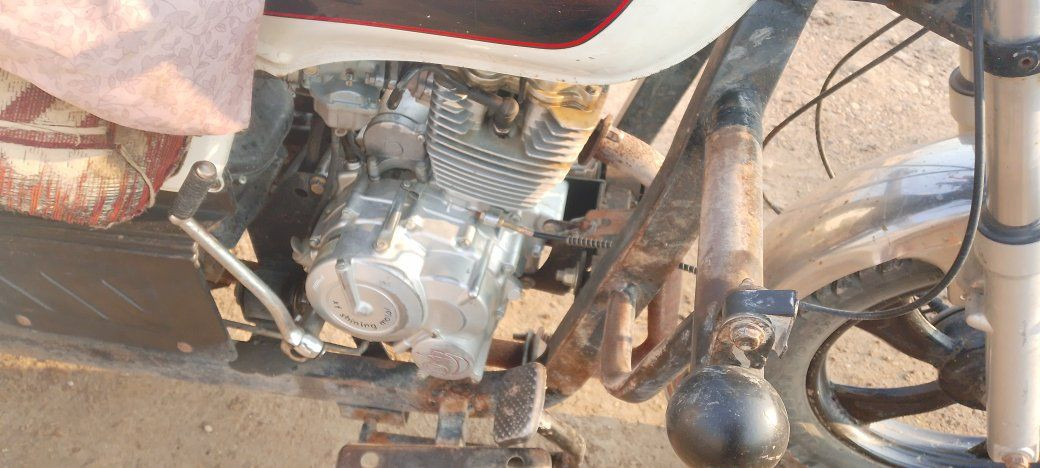 ستوته ام طير 
موديل ٢٢
اوراق اصوليه
امبي اثري بصمه او كهربايات شغاله
والجتوف ملحوامات مو ركبه
ستوته مكينه ٢٢ خرسه لا دخانه ولا تنقيص
اسبير بيها مال شركه
عنوان شهربان جسر مهروت
***********
