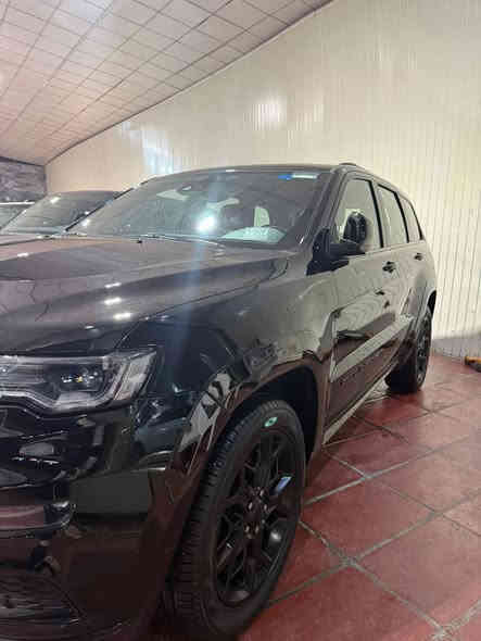 السلام عليكم جيب s موديل ٢٠٢٢ وكاله هارلم مكفوله كفاله عامة ماشيه ٤٠ الف كيلو فول ١/١ رادار امامي خلفي مكاني بغداد معارض  النهضه فرع المصرف  ***********
