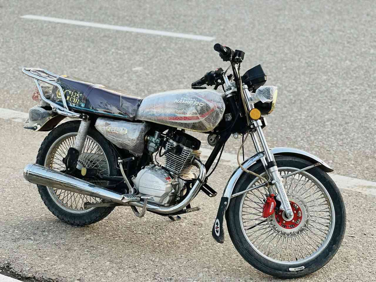 السلام عليكم دراجه موديل 23
نامي برو نضيفه بشرط انكطياهه
سعر 560وبيها مجال مكان کفري
رقم ..***********
