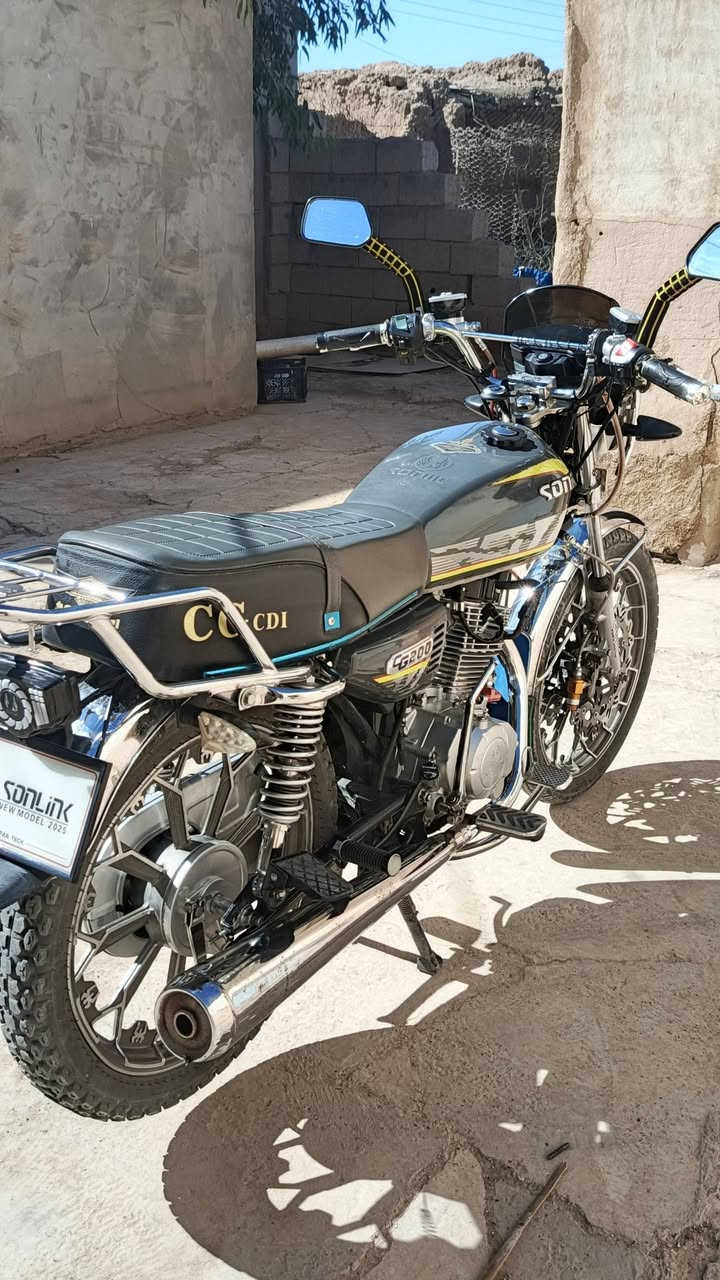 موطور للبيع 2025 دبل دسك كلچ دهن محرك 200 بعده وضع شركه او مراوس اب 25 24 محرك  ***********
