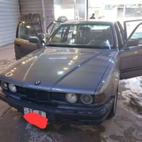 بي ام دبليو ٧٣٥ • مصبوغه • رقم انكليزي