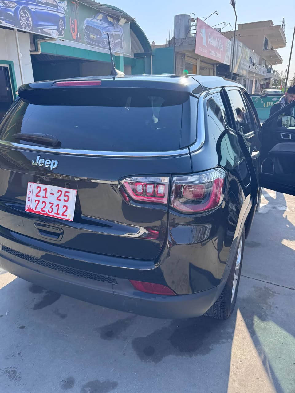 للبيع جيب كومباس 2025 4x4  نظيفه ضرار جمرلغ فقط تعديل بارد بدون صبغ ماشيه 5000 دخول شماليه بعده ممرقمه يترقم اربيل سليماني دهوك فقط  سعر 160 $ ومجال 
اتصال رقم *********** كركوك, العراق
