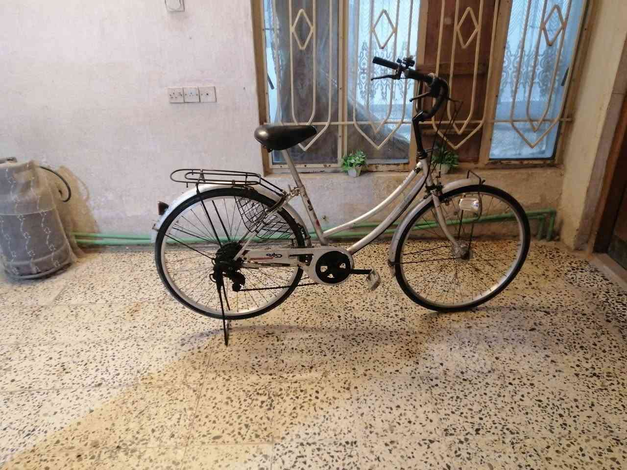 بايسكل للبيع حجم ٢٦ باله طاقه رقم الهاتف *********** *********** مكاني فلوجه
