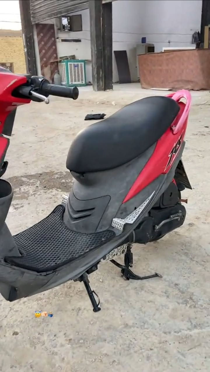 عدله للبيع بلاد 49 كل نقص مابيها 
بيها شيال راجع اربع اصابع بلادي مو تجاري 
للبيع سعر مناسب 👍🏼🔥. 
***********
