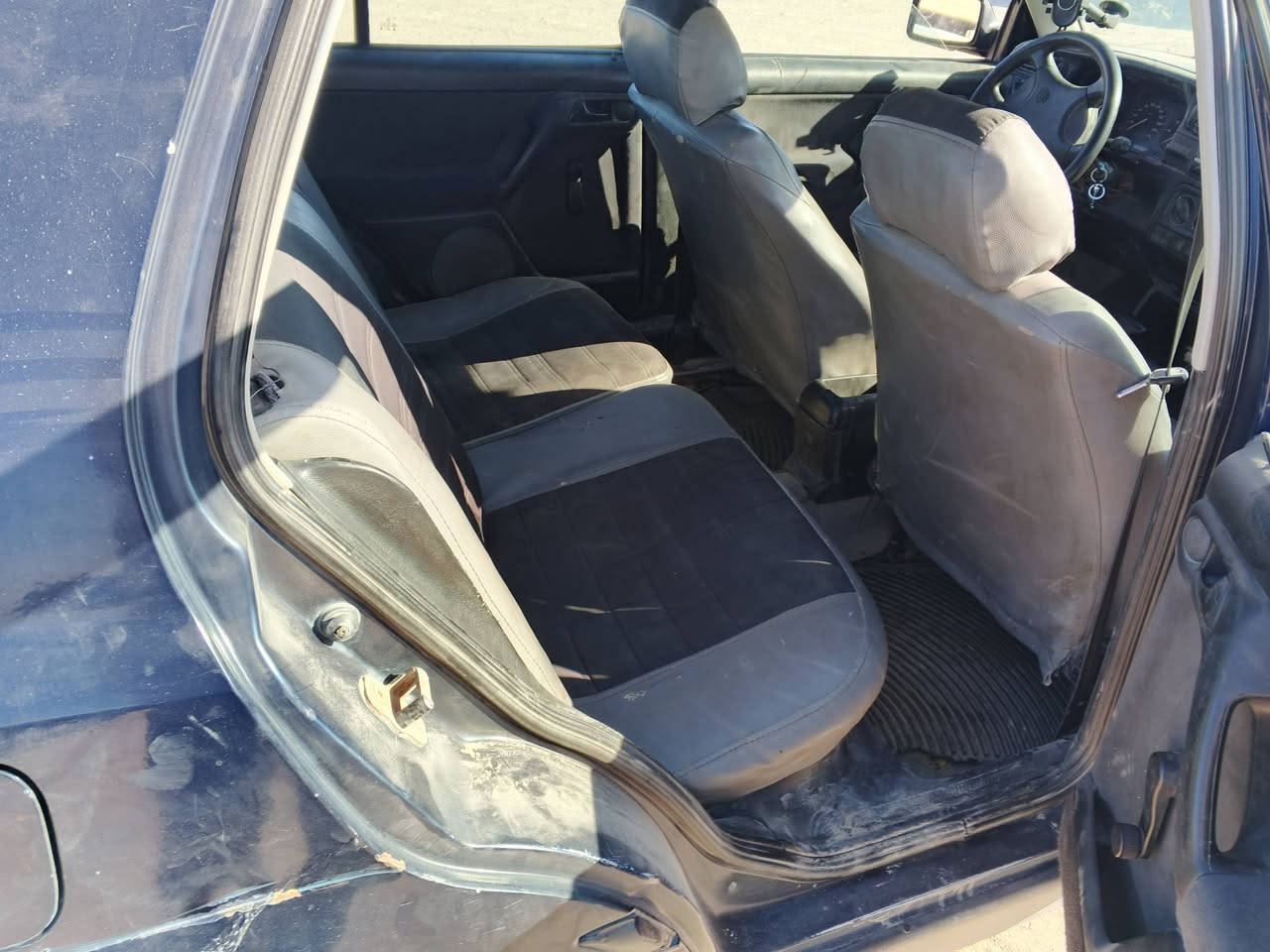 سلام عليكم من رخصت المدن فنتو البيع موديل 2000 محرك 2000 السياره حلوه رايده 40اوبيه مجال *********** مكاني الفلوجه الساره رقمه مثنه بسمي مشروع وطني
