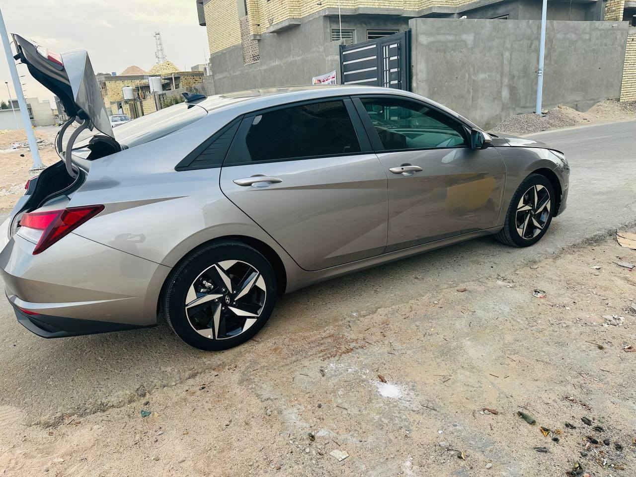 السلام عليكم مكلف بالنشر لانترا مديل 23وارد أمريكي حادث السياره بنيد جاملغ بدوان دواخل رقم مثنئ معوقين وكاله ثاني يوم ماشيه ٢٦ ميل استخدام موظف السعر 154بيها مجال شي بسيط العنوان البصره حي القضاه استفسار *********** البصرة, العراق
