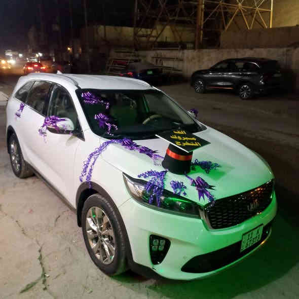 مكتب ألأمير بأدارة سيد مثنى المعموري لتئجير كوشات ألأعراس وتزين سيارات ألأعراس بنسب ألأسعار العنوان بابل ألأسكندرية شارع المعمل خلف البريد "(***********)"
