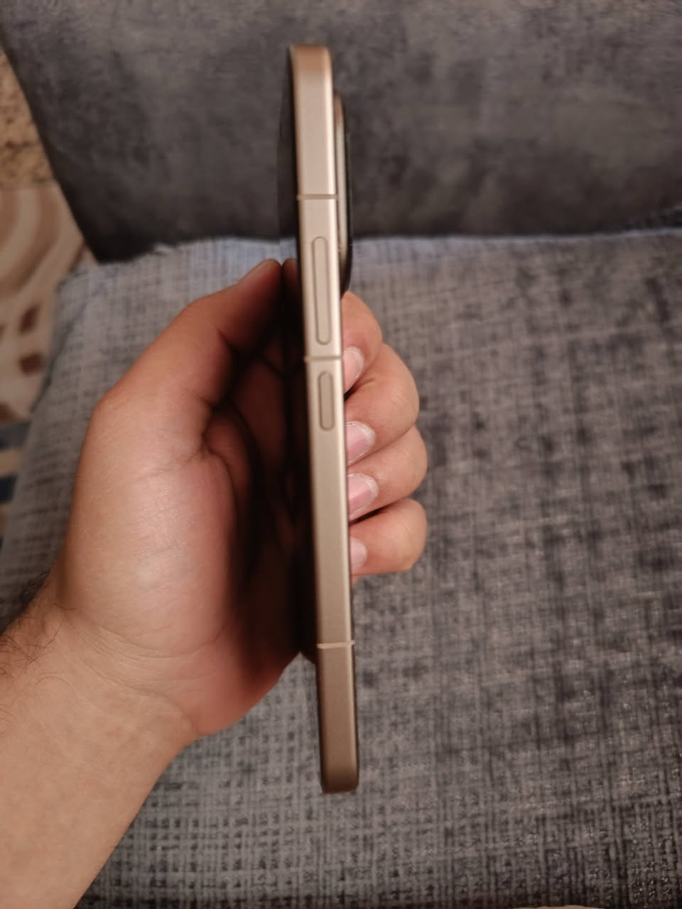 السلام عليكم
هاتف Xiaomi 15 T pro للبيع 

ذاكره واحد تيرا 

نظافه 100%

لون ذهبي 

شادله حمايه شاشه ضد كسر + و حمايه ضد كسر  للكاميرات 

مع حافظه جلاتينيه

و كامل ملحقاته 

سعر 825 الف 

مكان مشتل / حي معلمين


**إذا كنت صاحب هذا الإعلان وتريد حذفه لأي سبب، رجاءا أرسل رسالة إلى الدعم الفني**