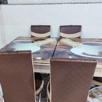 ميز طعام • ٦ كراسي • قابل للتوسيع