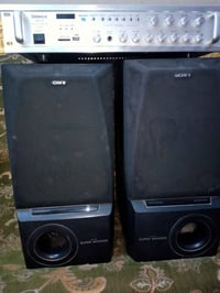 مضخم صوت و سماعات عدد اثنين بلوتوث فلاش رام شغاله وبلاديه على الشركة ي...