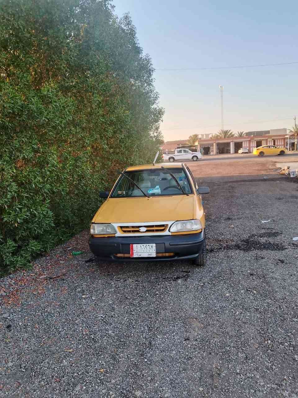 سايبه ٢٠١٢ لبيع مكينه وكير من الشركه جدد حداديه نظافه ٨٠ شواصي ماطاكه تخم تاير جديد باتري جديد شاشه  تبريد شغال بس بيه خياس بلدوسه شبر رقمه نجف راعيه ديوانيه مصفره هيئه عليه غرامات ٢٠٠ الف فقط ٢٨ بيه مجال غرامات عليه سنويه صاقطه صار سنه اي استفسار هذا رقمي ***********
