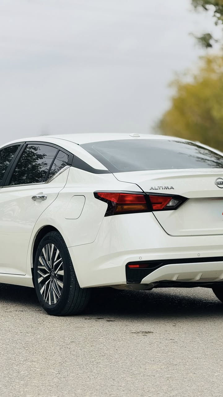 نرخی مناسب ⬇️
.
Altima 2025 SV
.
سەیارەکە ٣٣ هەزار ڕۆشتووە
.
کاتیە و سێ مانگی لەگەڵە 
.
بەس بۆنید بۆیاخە و هەنێک ساردی هەیە ئەمەش رەقەم شاصی:
1N4BL4DV6SN302353
سعر : ١٦٠ و مەجالێکی کەم 
.
***********
عربی
.
Nissan Altima SV 2025
.
ماشية ٣٣ الف کم 
.
سيارة بس بنيد صبغ و بي شوية بارد ، سونار موجود، رقم شاصي:
1N4BL4DV6SN302353
.
سعر ١٦٠ 💥ورقة و بي مجال بسيط .
.
***********
