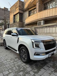 للبيع نيسان باترول 2025  ضمان شركه السور فئه بلاتينيوم اعلى فئه محرك 3...