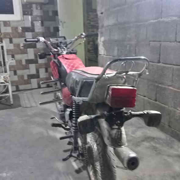 موطور إيراني سيفون نضيف نكره 2020 دشبول تايرات جديد السعر325وبي مجال  الاتصال على الرقم***********9
