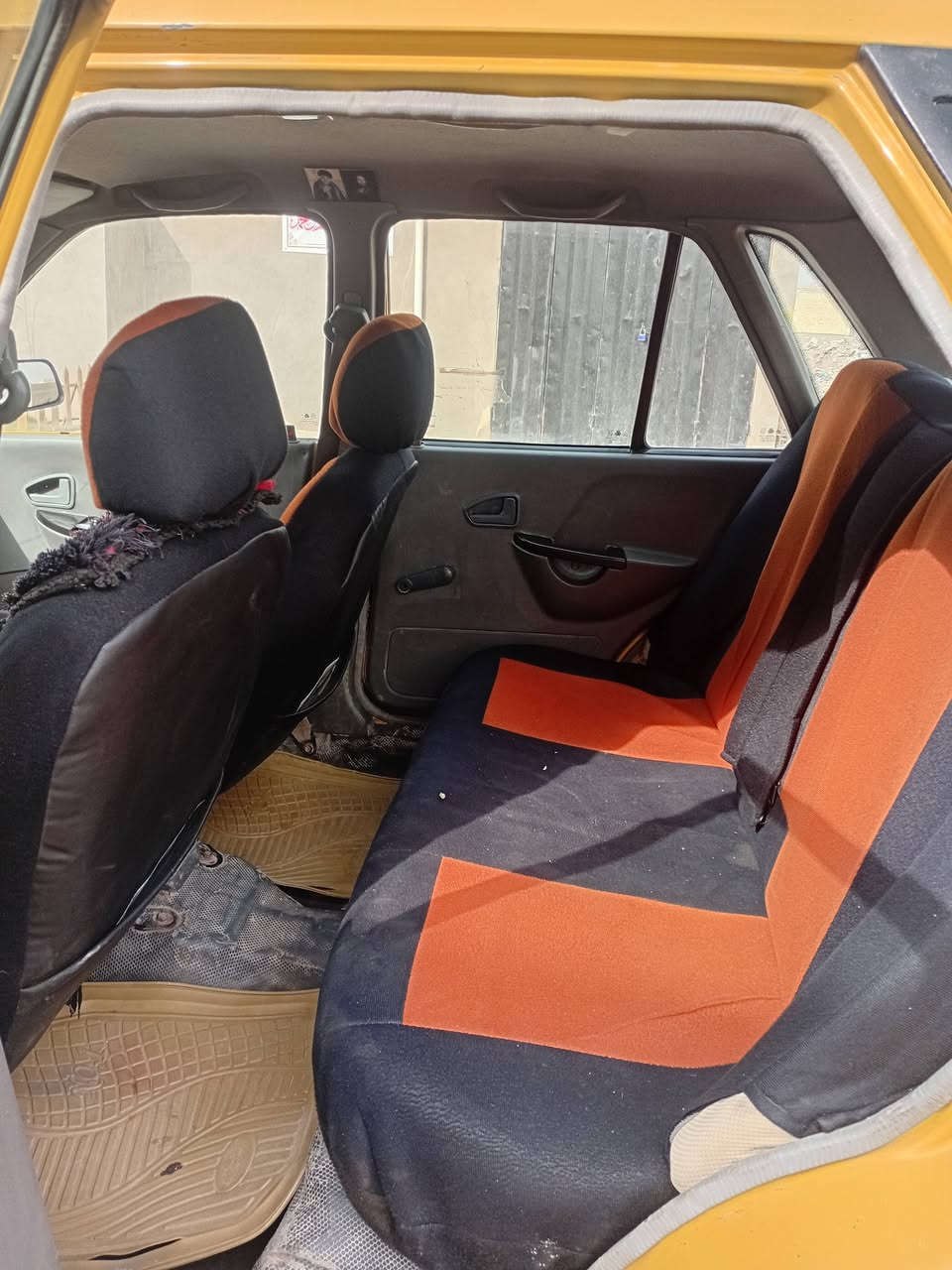 سلام عليكم سايبه للبيع 12رقم بغداد كير ومحرك خير من الله العنوان*********** بغداد جسر دياله القديم السعر 25
