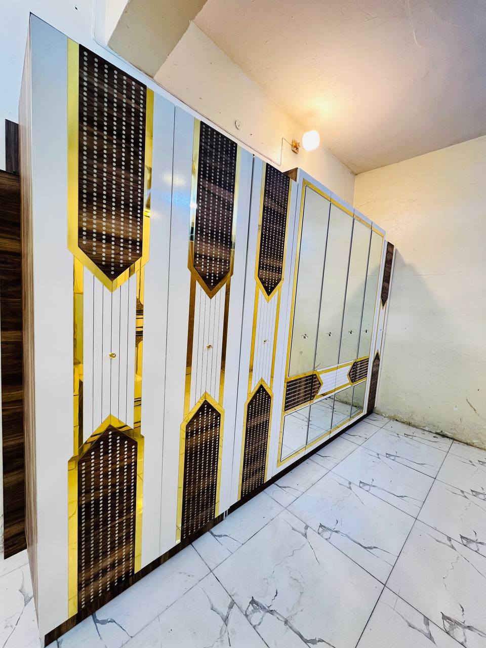 للبيع استفسار حجز وتساب ***********
