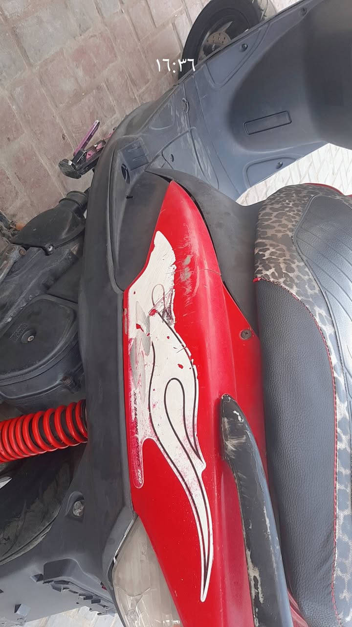 سلام عليكم
دراجه عدلة حلوه سعرها ٦٥٠ الف 
وبيها مجال حك الجيه مابيها نقوصات نكره سلف نكره هندر 
دراجه تاخذها بالك مرتاح مكينه ناعمة ومكفوله كفاله عامه 
مكاني الدورة ***********
