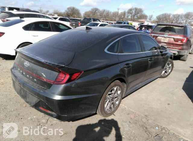 سوناتا 2021 سياره فول مواصفات 1/1  للأخير عدا فتحة سقف حادثه بس دعاميه لون نفطي مميز سياره نظيفه استخدام شخصي تريد وكاله تريد تحويل 
السعر ١٦٥ وبيه مجال
العنوان البصرة
الهاتف :*********** البصرة, العراق
