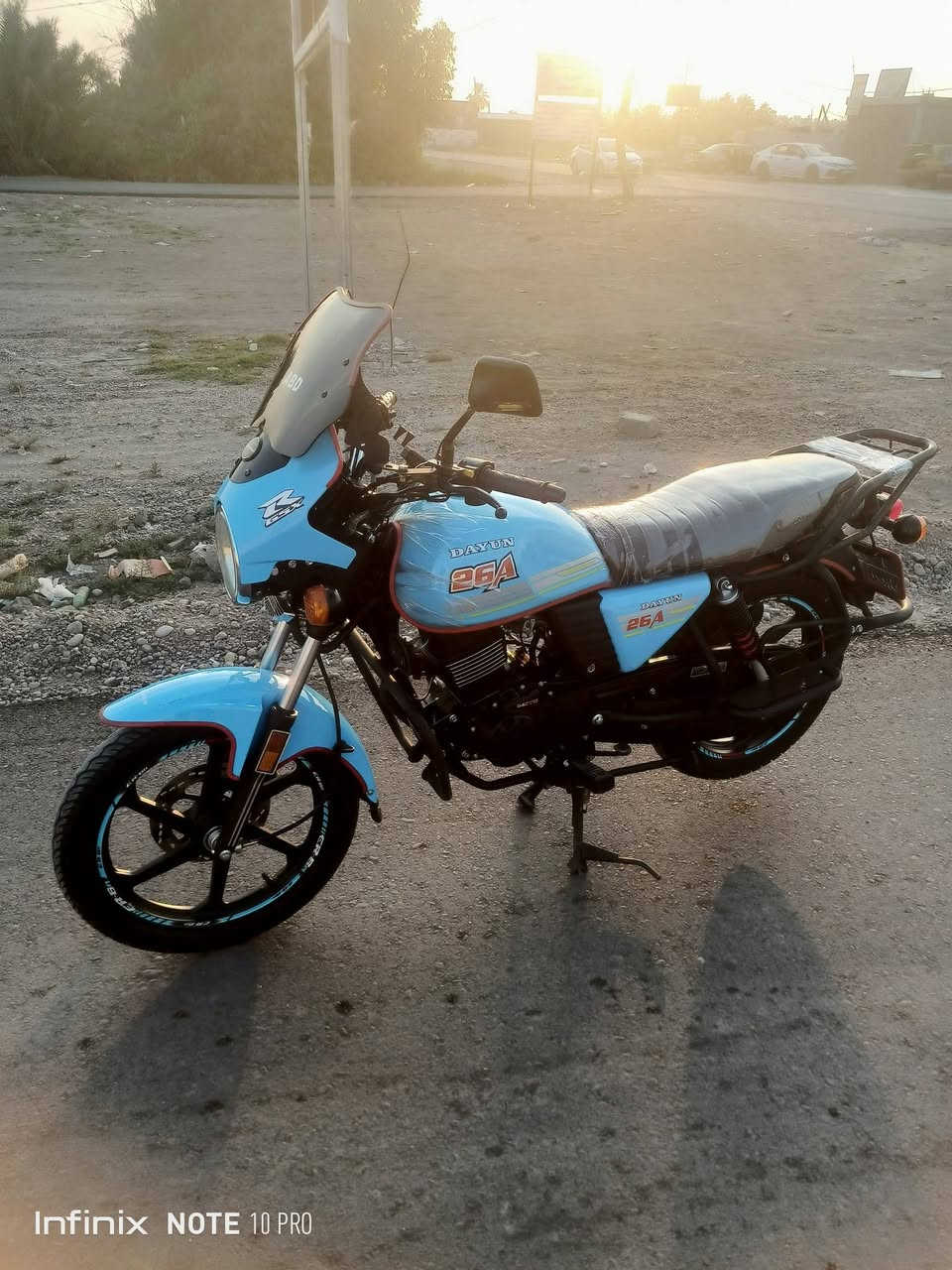 السلام عليكم ورحمة الله وبركاته 
دراجه دايون كلاسك موديل 24 محرك 150 دراجه على وضع شركه وكلشي واضح بالصوره رقم أربيل بأسمي شوكت تريد احولها بأسمك السعر (2200 ) للاتصال *********** موجود واتساب  المكان بغداد
