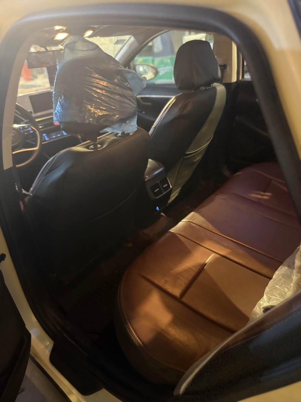 سلام عليكم
سوناته خليجي
تكسي دبي
موديل 2023 اصل
مكفوله من الحادث القوي
صبغ عام
ماشيه 127 الف
السياره جاهزه مانقصها برغي شرط تراي
تخم تاير قبل يومين شديته
كهربائيات كلها شغاله 
سعرها 133 وقابل للتفاوض
مكان السياره البصره حي الشرطه
للاستفسار 
***********هـ البصرة, العراق
