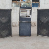 سماعات موكب • جاهزة • شرط الفحص