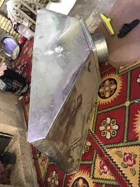 للبيع بوجه مال مطعم جديده الطول مترين السعر ١٥٠الف المكان مدينة الصدر ...