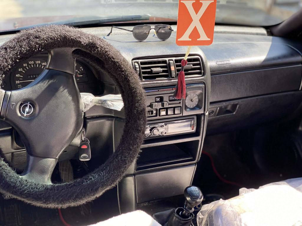 ئۆپل مۆدیل 1992 ماکینە 18 گێر عادی سلایت رەقەمو سەنەوی نوێیە تا 30 دەفتەر بەنزینی هەیە سەیارەکە لۆکە لۆک سعر 39 رقم *********** واتساب *********** كركوك, العراق
