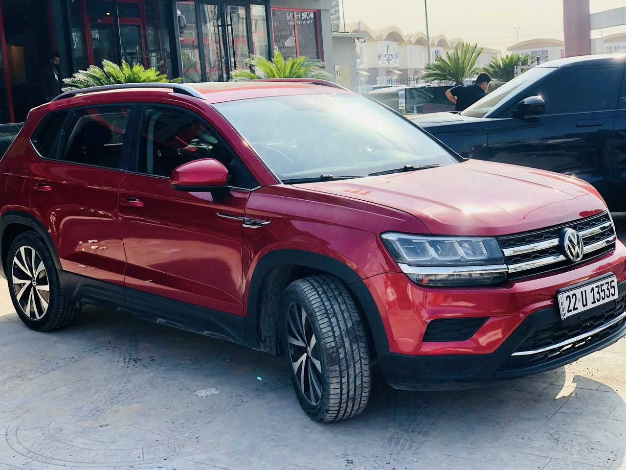 Taos 2023 se

فول مواسەفاتە 
تەنها چاملغ و نیو دەرگای لای سەکن بۆیاغە 
بێ لێدران بێ ژۆرێ
پێشی هیچ لێدرانێکی نیە بە شەرت 
تەنها پارچەکانی لێکراوەتەوە

فول مواسفات
چاملغ نس باب صبغ بدون داخل
بجم بدون ضربة 
***********
١٦٥$
