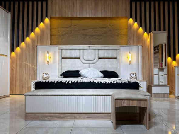 غرف نوم 11 قطعه صيني 
كنتور 8ابواب 
طول الكنتور 3 متر و 80 سم 
الجربايه مخزن جكات 
كومديات اناره ميز مرايه اناره 
السعر مليونين و 750 الف 
للحجز والاستفسار راسلونا وات ساب ***********
 نقل وشد داخل مركز البصره مجاني توجد خدمه توصيل للاقضيه والنواحي والمحافظات الجنوبيه بأسعار مناسبة ملاحظه ما تدفع اي مبلغ قبل لا تنشد وتكمل ابيتك عليكم بس تنزيل الكراتين من السياره لداخل البيت
