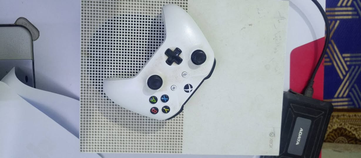 آلُـۜسـۨۚ(✋)ــِۖلُأمٌ ؏ـليۜـ(💜)ـكـۜم 
عندي جهاز xpox one s وياه جوستك أصليه وحده للبيع الجهاز نضيف 
سعره ١٥٠ قفل المكان بغداد مدينة الصد


**إذا كنت صاحب هذا الإعلان وتريد حذفه لأي سبب، رجاءا أرسل رسالة إلى الدعم الفني**