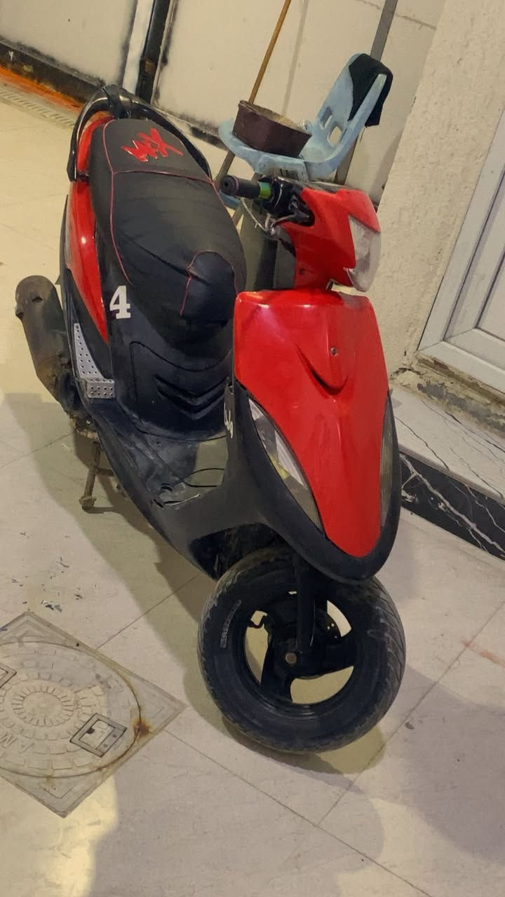 السلام عليكم ماكس عدله دراجه نضيفه الله شاهد دراجه مكينه ناعمه ما تنسمع تجي وتشوف بعينك  بس نقصه كلوب الله شاهد دراجه ما فارغ ارتبه 
بصره جزيره شط العرب سعر 650 رقم ***********
